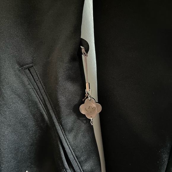 Adidas black zipper Jacket in Size XS - Picture 4 of 10